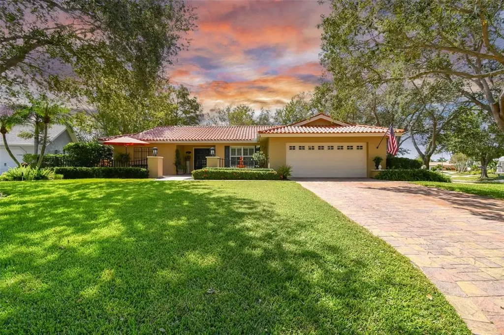 7221 18th Street NE St Petersburg FL 33702