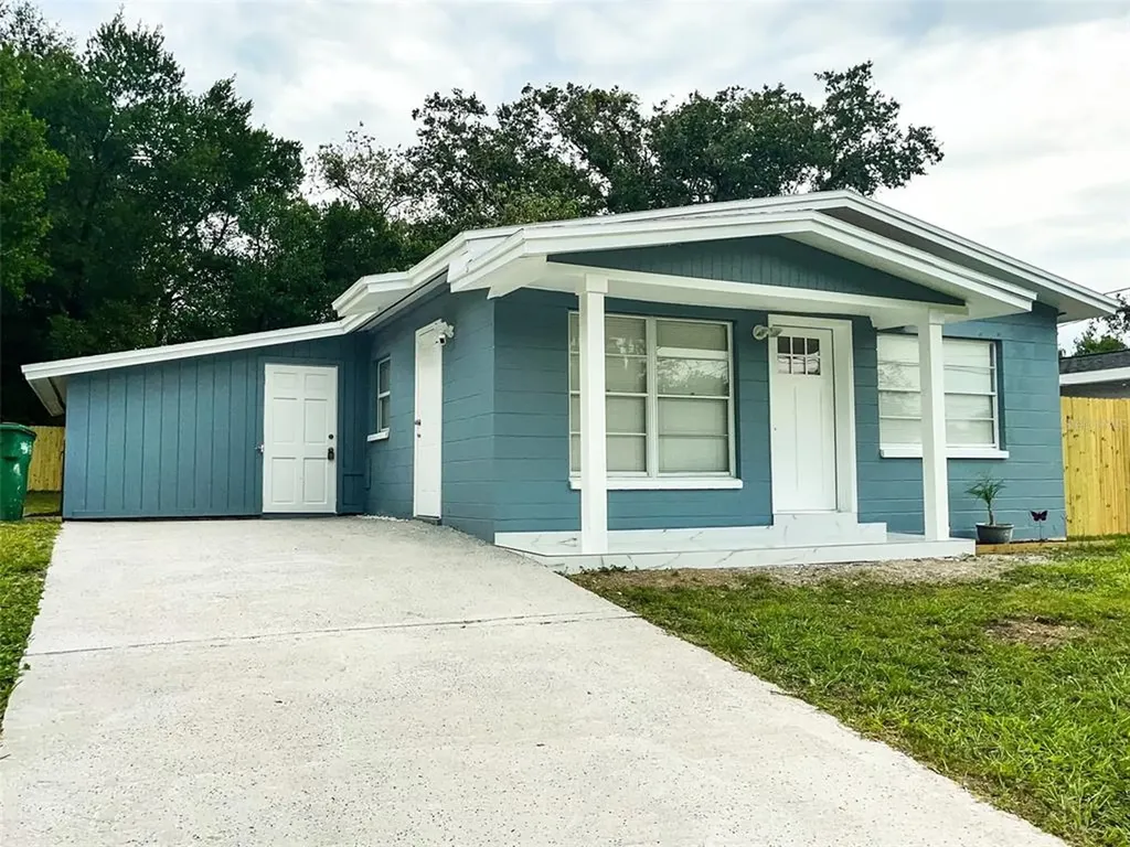 10011 Lola Street Tampa FL 33612
