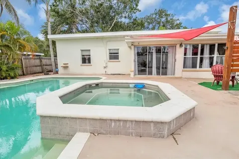 6310 21st Avenue N St Petersburg FL 33710