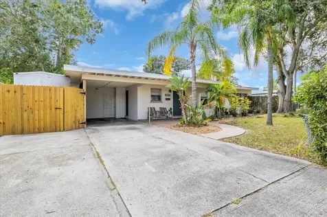 6310 21st Avenue N St Petersburg FL 33710