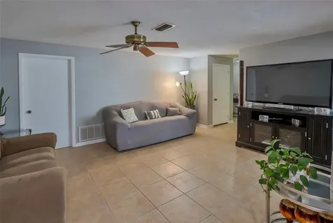 6101 27th Street S St Petersburg FL 33712