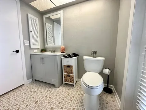 6101 27th Street S St Petersburg FL 33712