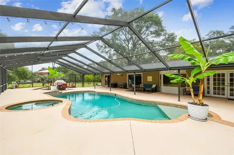12045 Elkins Road Dade City FL 33525