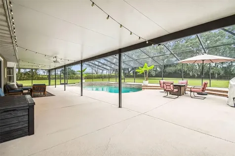 12045 Elkins Road Dade City FL 33525