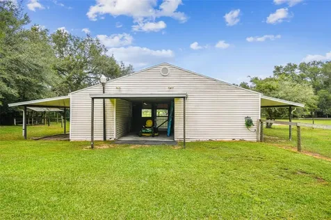 12045 Elkins Road Dade City FL 33525