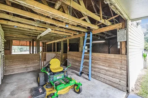 12045 Elkins Road Dade City FL 33525
