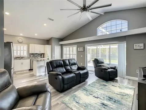 4339 Creekside Boulevard Kissimmee FL 34746