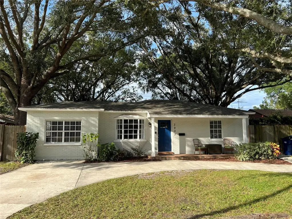 3903 W Bay Villa Avenue Tampa FL 33611