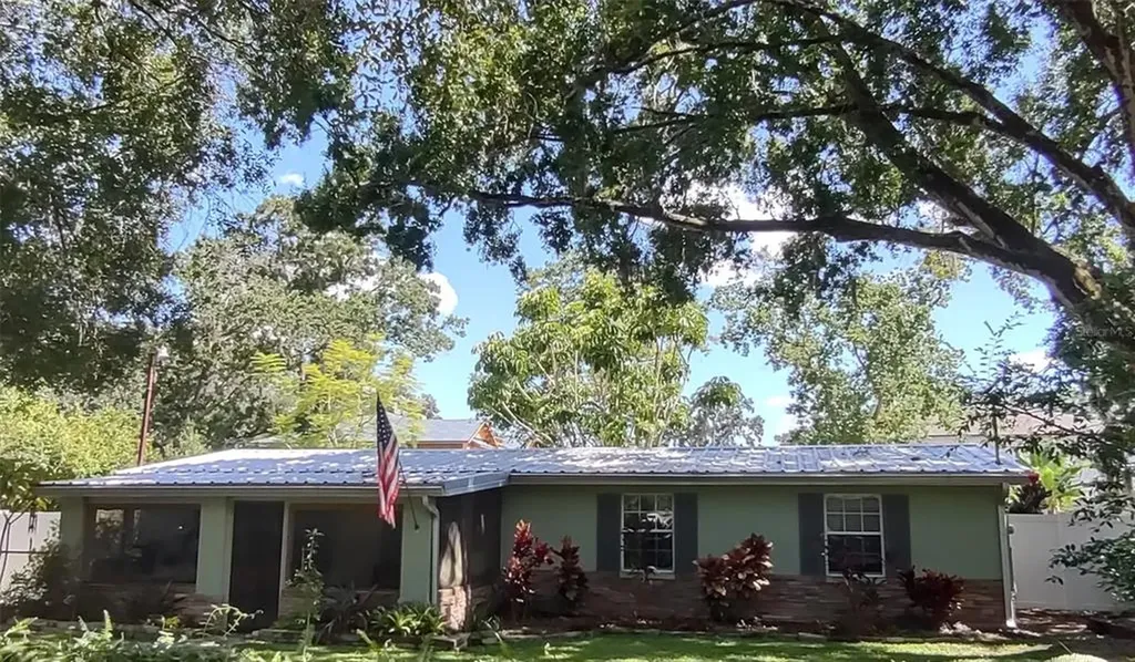 1907 May Street Brandon FL 33510