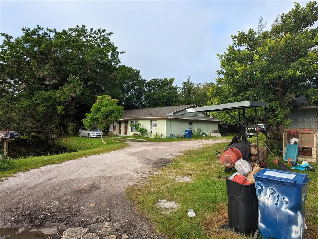 3812 11th Street Court E Bradenton FL 34208