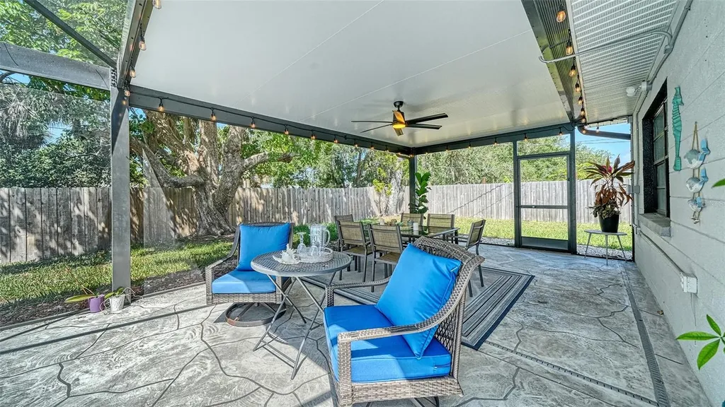 6758 S Lockwood Ridge Road Sarasota FL 34231