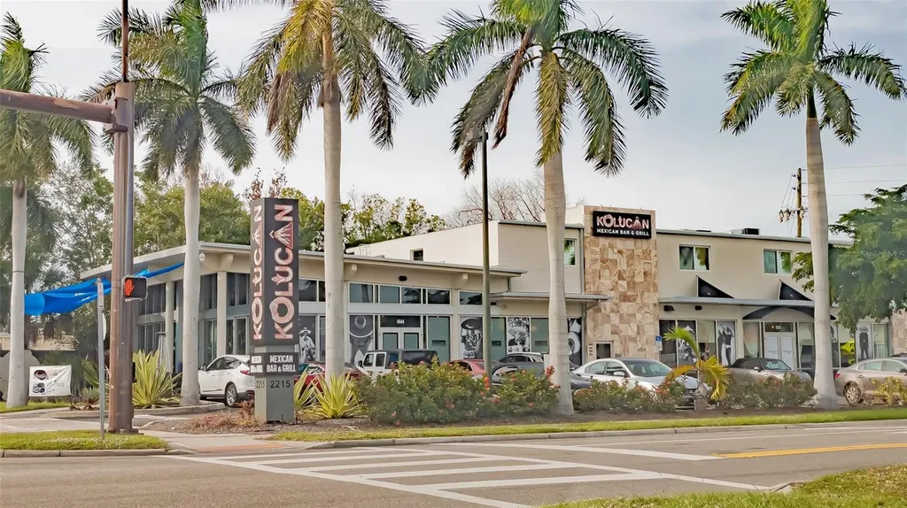 6758 S Lockwood Ridge Road Sarasota FL 34231