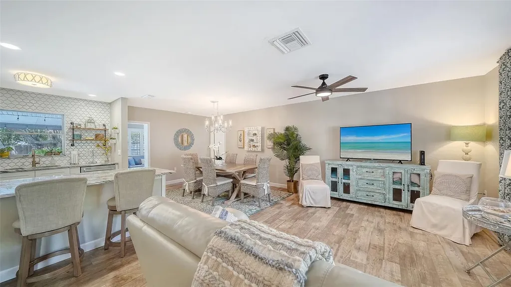 6758 S Lockwood Ridge Road Sarasota FL 34231