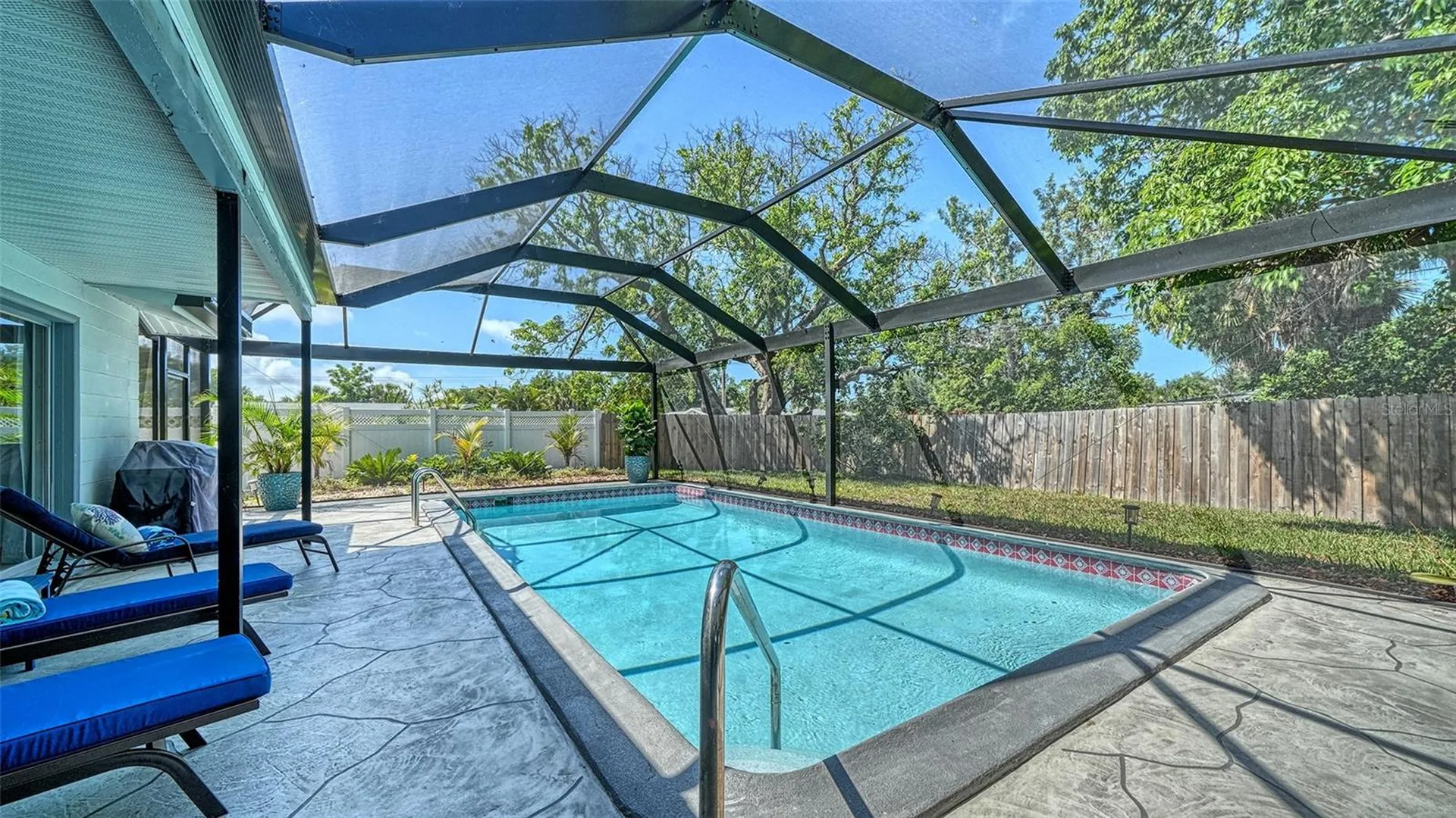 6758 S Lockwood Ridge Road Sarasota FL 34231
