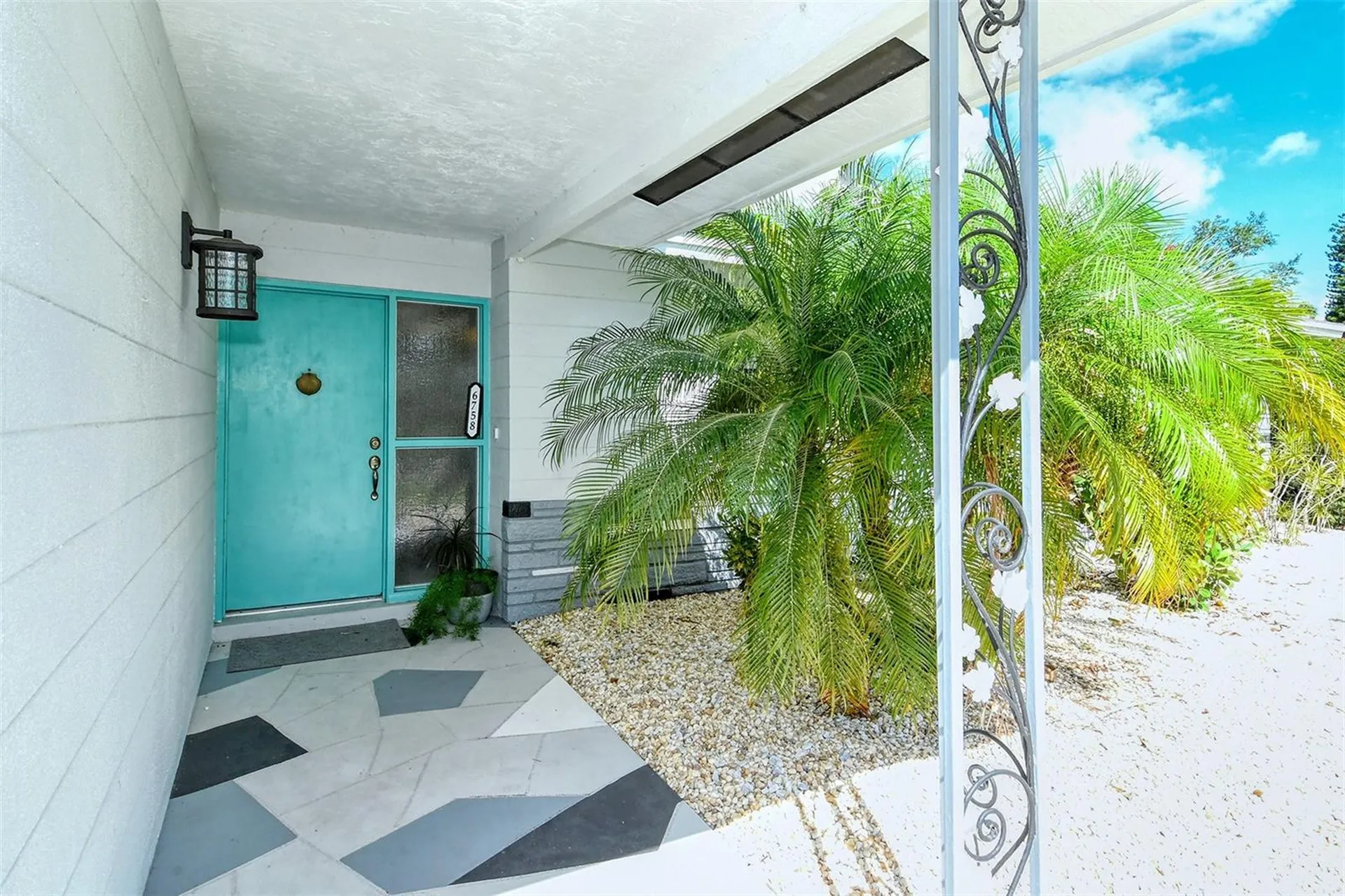 6758 S Lockwood Ridge Road Sarasota FL 34231