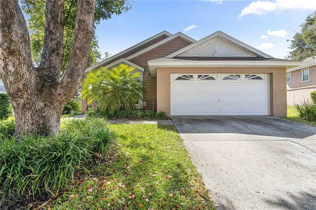 1038 Royal Oaks Drive Apopka FL 32703