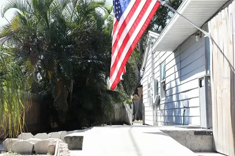 1100 Beverly Avenue Largo FL 33770