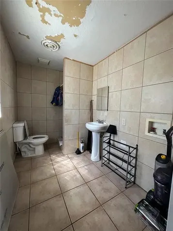 1100 Beverly Avenue Largo FL 33770