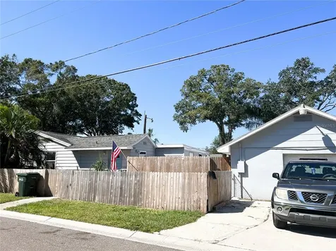 1100 Beverly Avenue Largo FL 33770