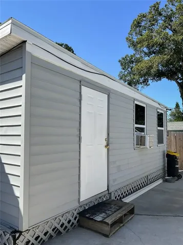 1100 Beverly Avenue Largo FL 33770
