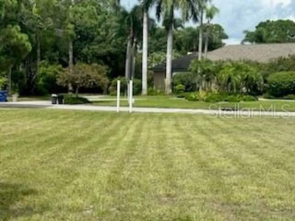 3910 Dunn Drive Sarasota FL 34233