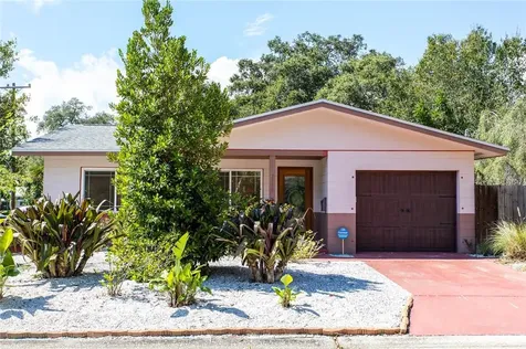 2555 46th Street S St Petersburg FL 33711