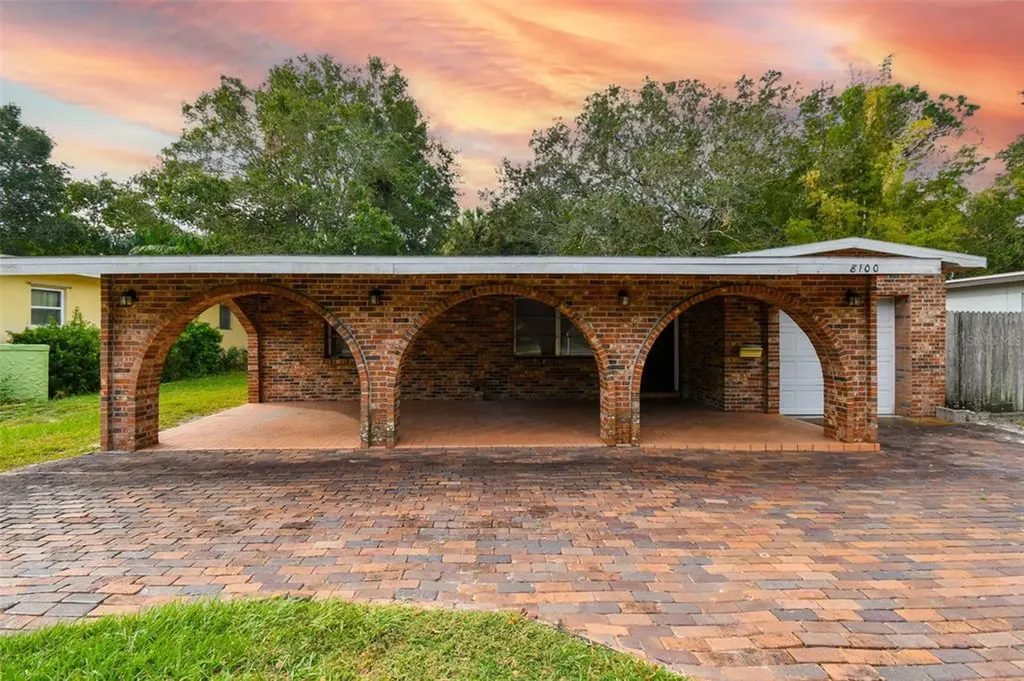 8100 Country Club Road N St Petersburg FL 33710
