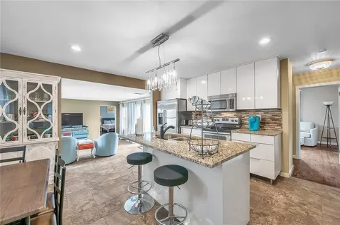 4158 8th Avenue N St Petersburg FL 33713