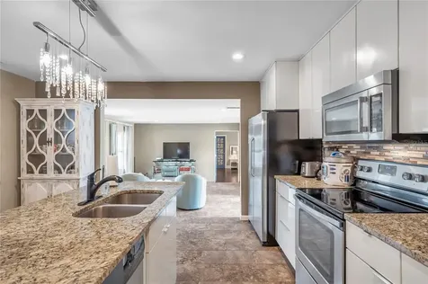 4158 8th Avenue N St Petersburg FL 33713