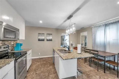 4158 8th Avenue N St Petersburg FL 33713