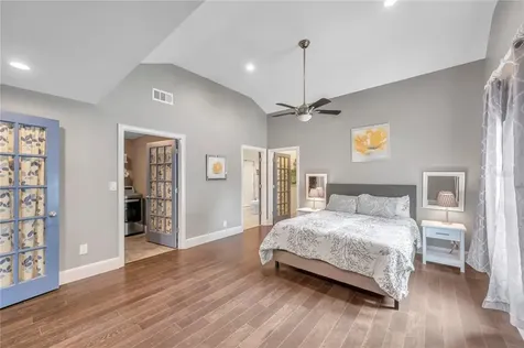 4158 8th Avenue N St Petersburg FL 33713