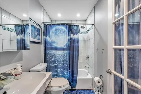 4158 8th Avenue N St Petersburg FL 33713