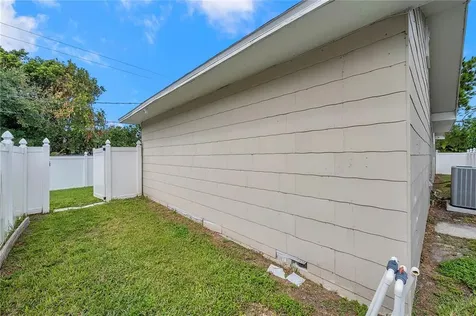 4158 8th Avenue N St Petersburg FL 33713