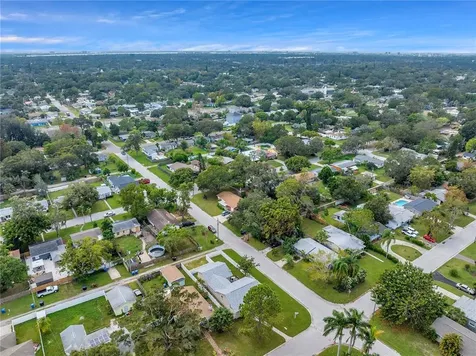 4158 8th Avenue N St Petersburg FL 33713