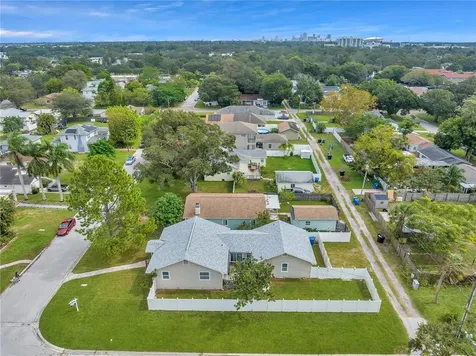 4158 8th Avenue N St Petersburg FL 33713