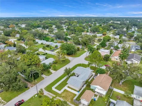 4158 8th Avenue N St Petersburg FL 33713