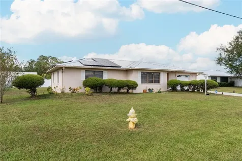 21 N Rosewood Avenue Avon Park FL 33825