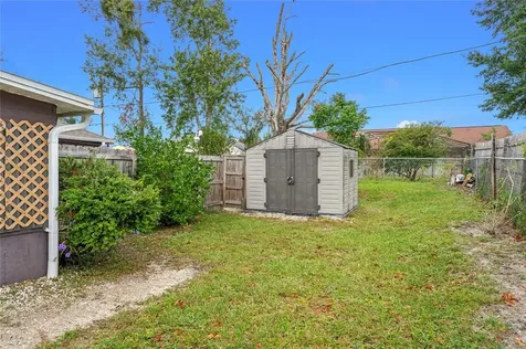 2294 Holston Street Deltona FL 32738