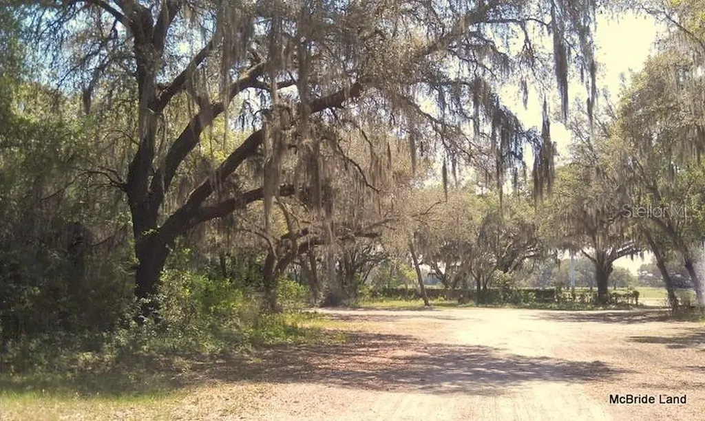 17001 SW Highway 484 Dunnellon FL 34432