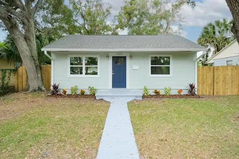2425 10th Street S St Petersburg FL 33705
