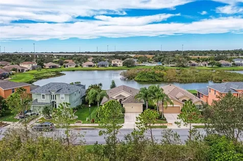 5220 Lakehurst Court Palmetto FL 34221