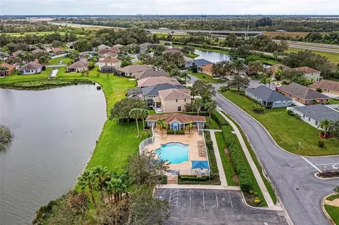 5220 Lakehurst Court Palmetto FL 34221