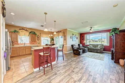 5220 Lakehurst Court Palmetto FL 34221