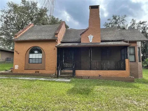 1714 Buckeye Road NE Winter Haven FL 33881