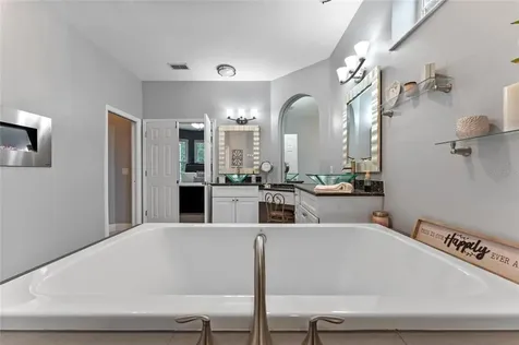 2138 Inverness Court Oviedo FL 32765