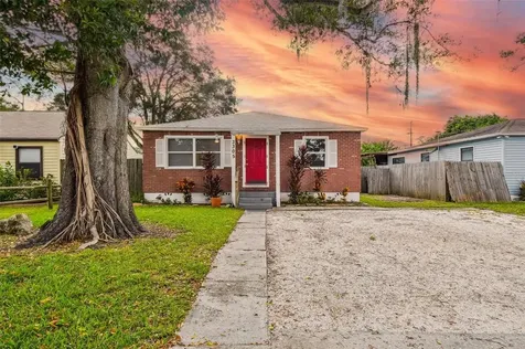 3305 56th Avenue N St Petersburg FL 33714