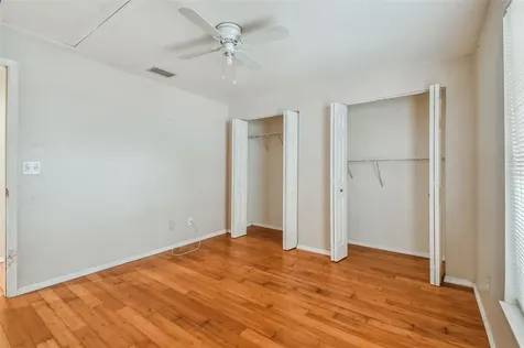 3305 56th Avenue N St Petersburg FL 33714