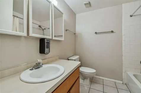 3305 56th Avenue N St Petersburg FL 33714