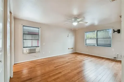 3305 56th Avenue N St Petersburg FL 33714