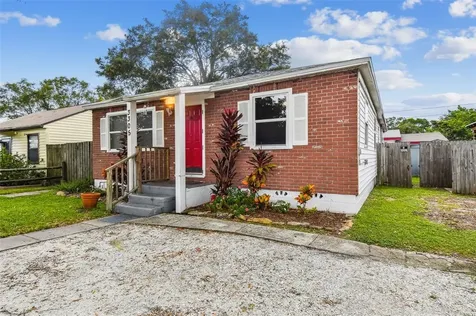 3305 56th Avenue N St Petersburg FL 33714